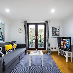 2 Bedroom By Av Short Lets Southwark With Free Wifi Apartamento